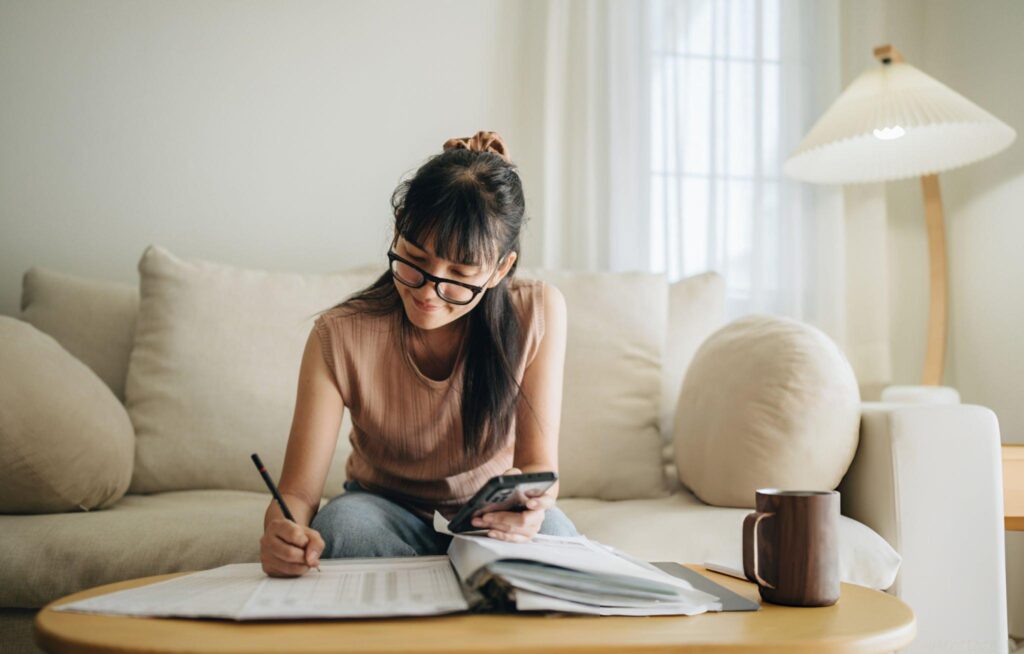Hotel Budget, Adjust revenue, Hotel room, Create a hotel budget, Budget