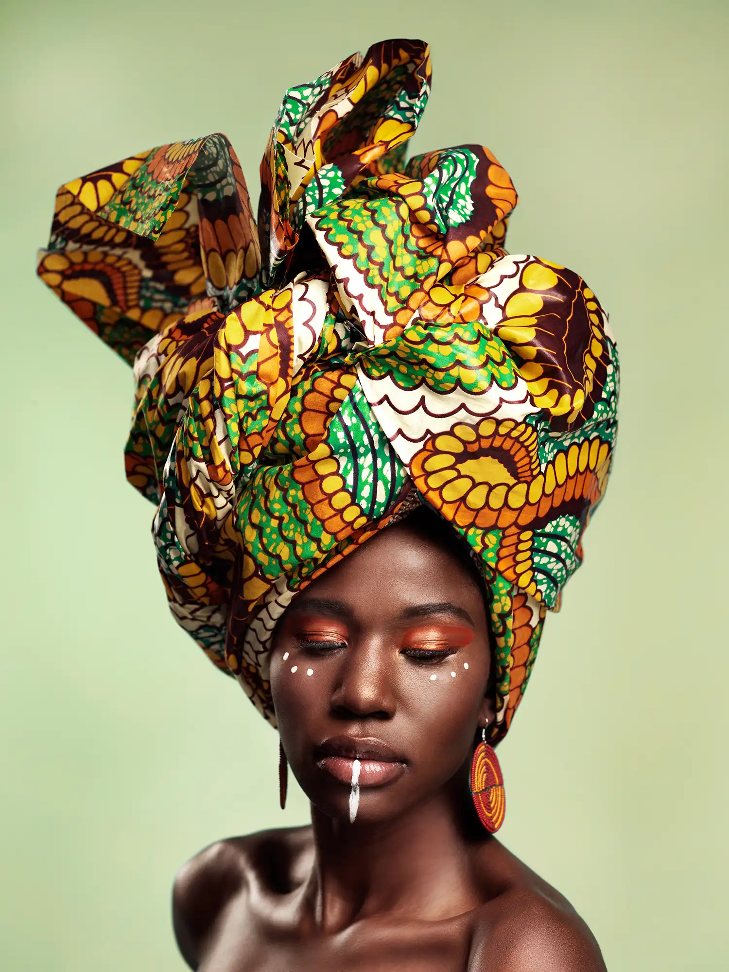 9 Fascinating Facts About Nigeria 8 Nigeria Fashion and Arts Scene, Fascinating Facts About Nigeria, Hotel near me, Hotels near me, The George Hotel, The Art Hotel, The Delborough Hotel, Lagos Hotels, Ikoyi Hotels, Victoria Island Hotels, Hotel Victoria Island, The wheatbaker